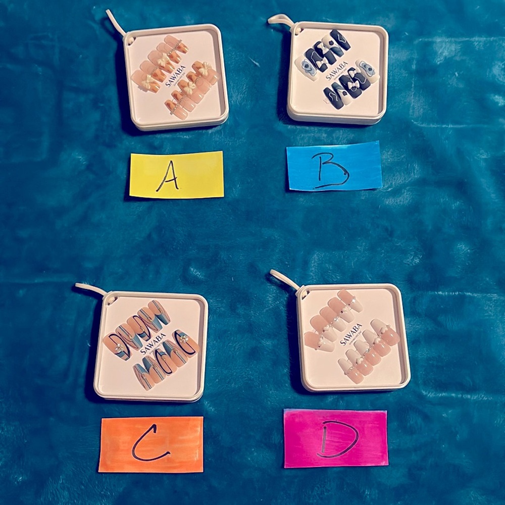 PRESS-ON NAILS